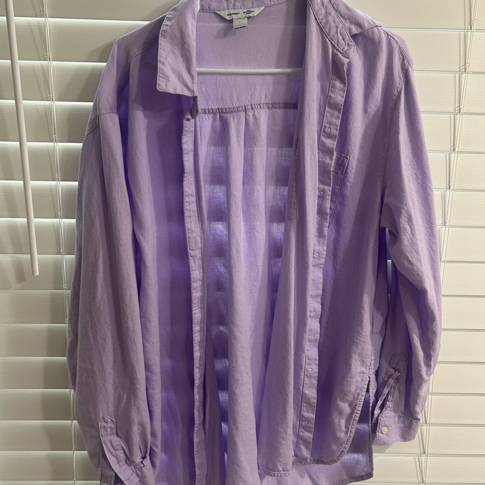 Old Navy Lavender Button-Down Shirt - Picture 2 of 3